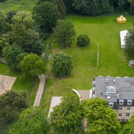 Familienhotel Schloss Leizen Bioverpflegung Exterior photo